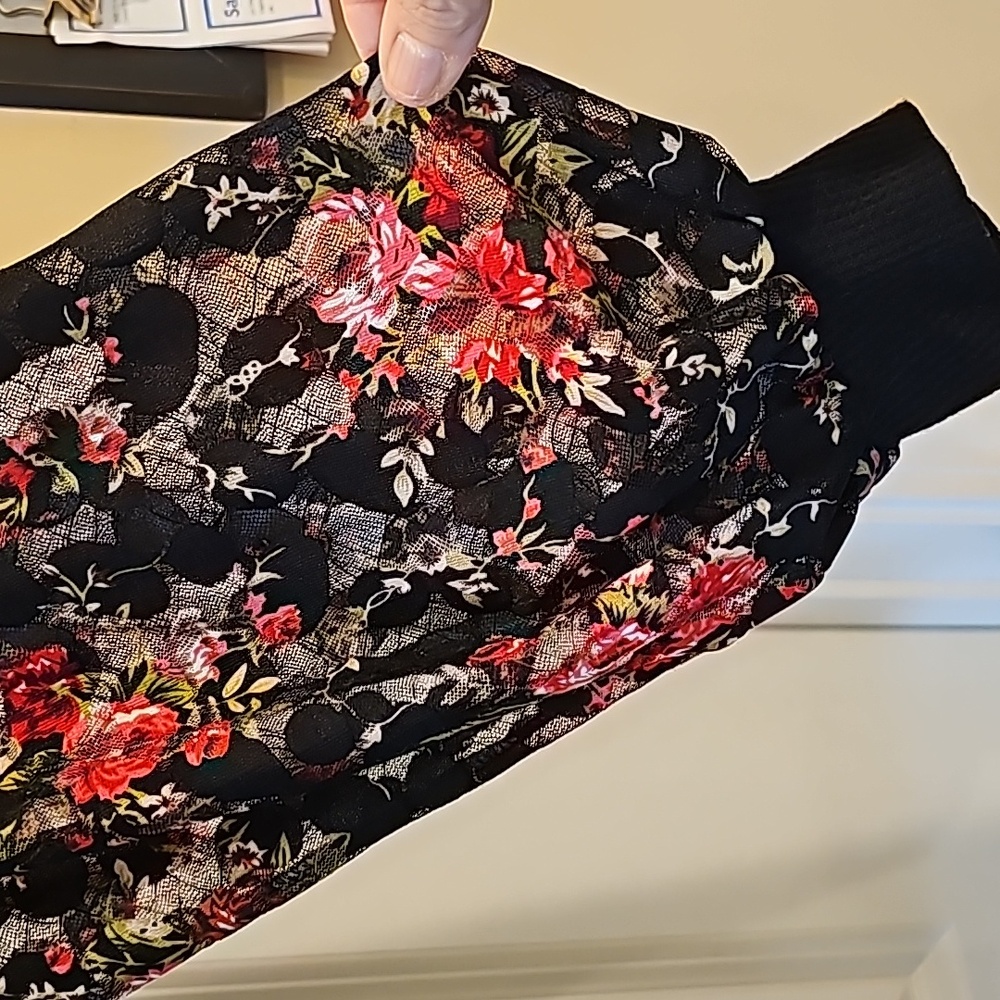 Amazon Miholl Waffle Knit top with lace sleeves - Picture 4 of 13
